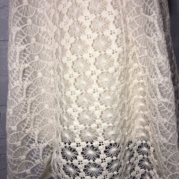 Altard State beautiful lace tank top w/lining G44 - Picture 2 of 6